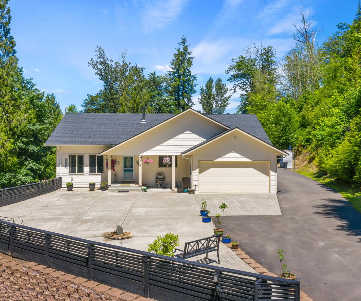 140-B Kirkendall Rd, Toledo, WA 98591